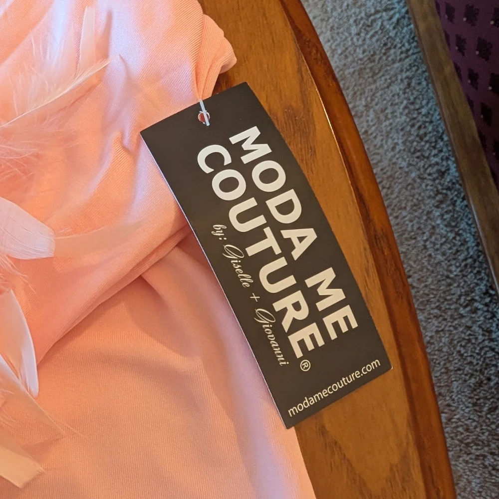 Moda Me Couture Peachy-Pink Feather Trimmed Pajamas Set, Size L - NEW - Picture 6 of 12
